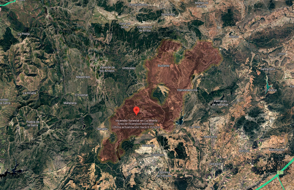 Imagen satelital del incendio forestal de La Mierla (Guadalajara), con el perímetro afectado y las principales zonas quemadas durante la evolución del incendio.
